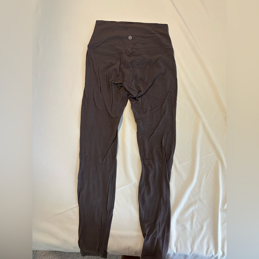 Size 6 Lululemon align leggings 25” high rise
